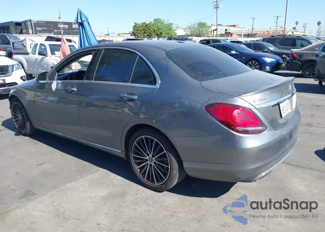 2019 Mercedes-Benz C 300 from USA, damaged, VIN WDDWF8DB0KR501297